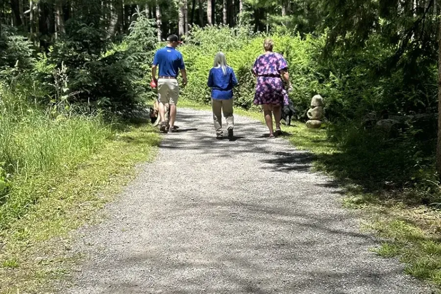 team-walking