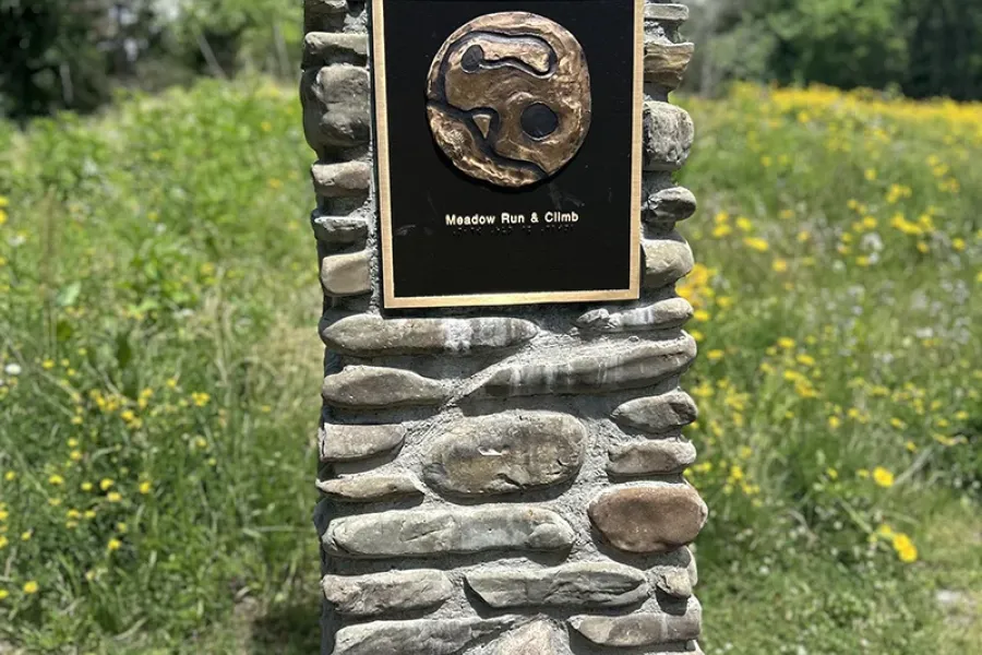 statue-2